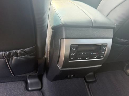 Used 2023 Lexus GX 460 Premium w/ Premium Plus Package AWD/4WD image 11