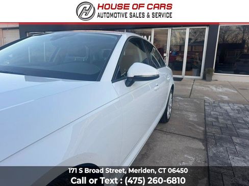 Used 2017 Audi A4 2.0T Premium image 11