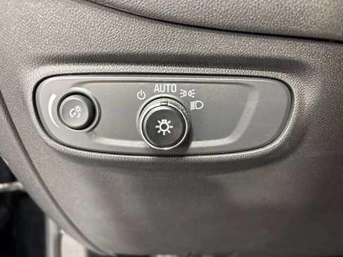 Used 2022 Chevrolet Equinox LT AWD/4WD image 26