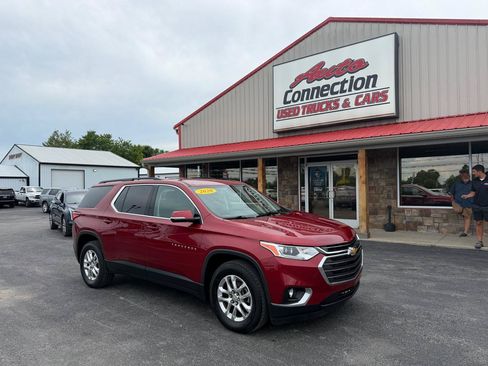 Used 2020 Chevrolet Traverse LT AWD/4WD image 1