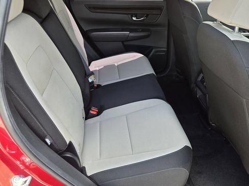 Used 2024 Honda CR-V LX image 15