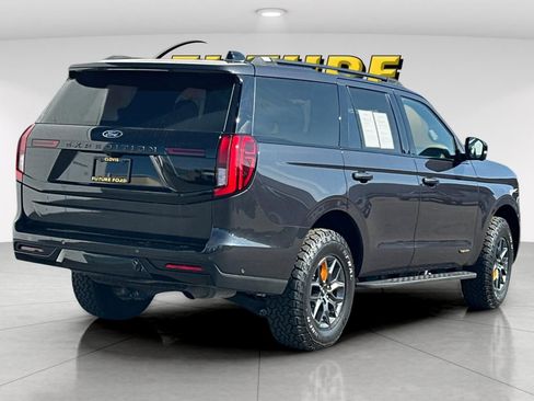 Used 2025 Ford Expedition Tremor AWD/4WD image 4