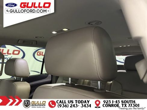 Used 2015 Chevrolet Suburban LT w/ Max Trailering Package RWD image 17