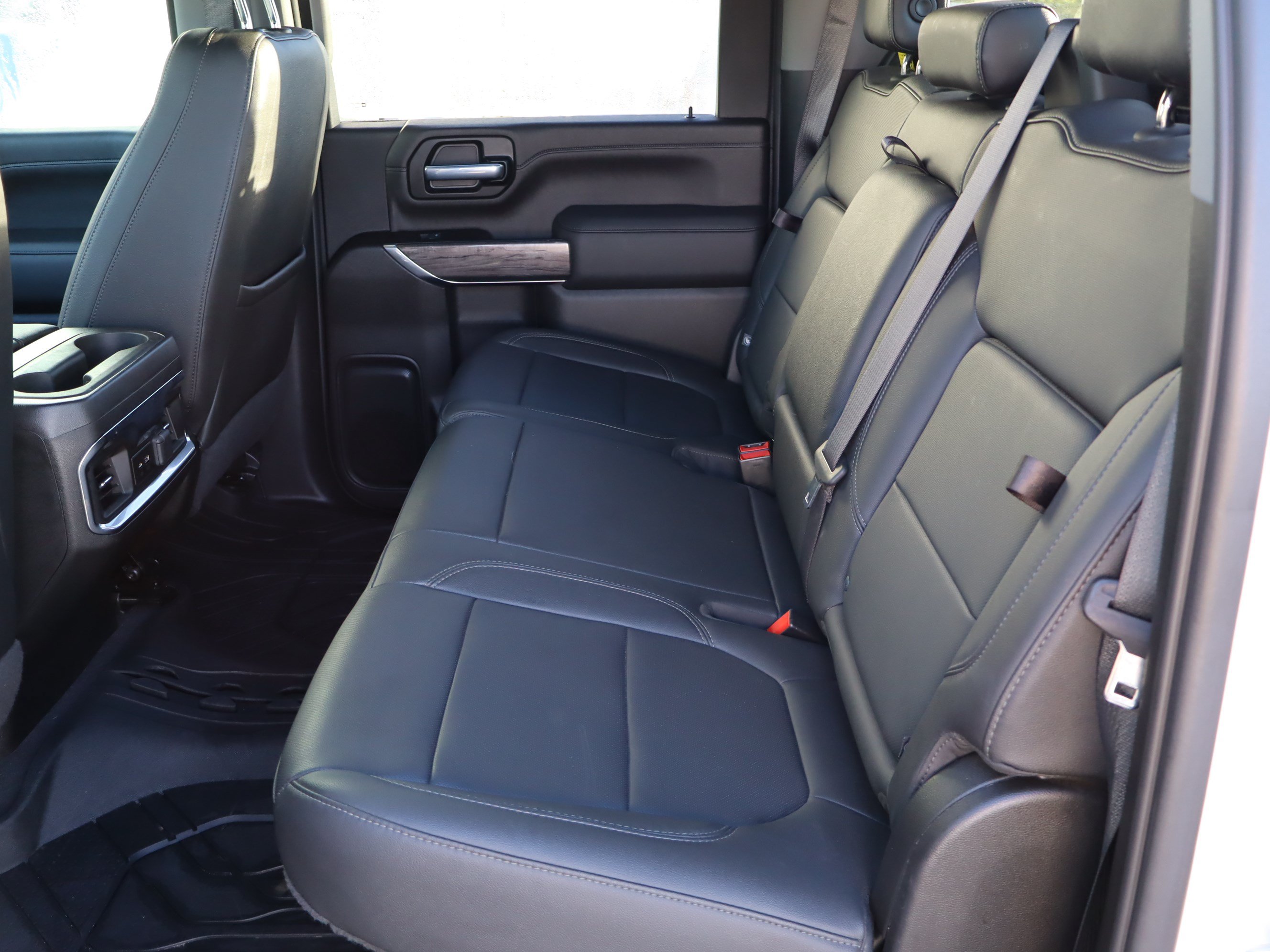 Used 2022 Chevrolet Silverado 2500 LTZ w/ LTZ Plus Package AWD/4WD image 35