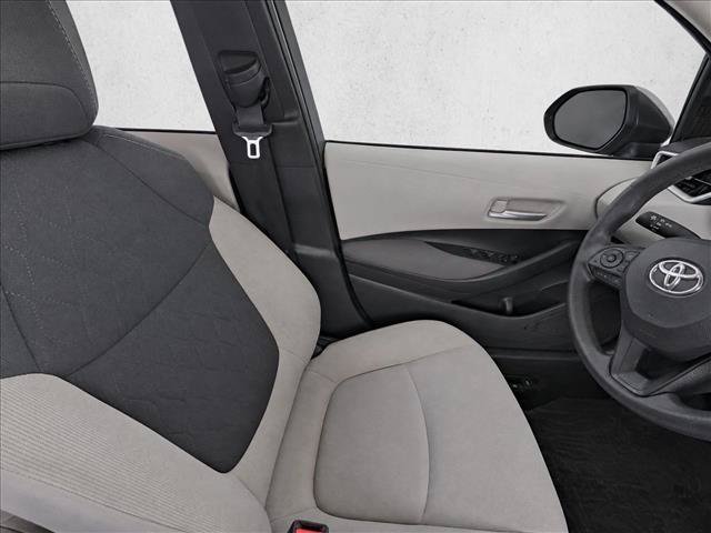 Used 2021 Toyota Corolla LE FWD image 21