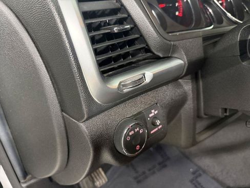 Used 2016 GMC Acadia SLE AWD/4WD image 11
