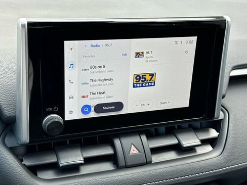 Used 2024 Toyota RAV4 LE image 22