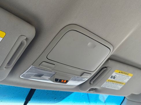 Used 2007 Subaru Outback 2.5i image 28