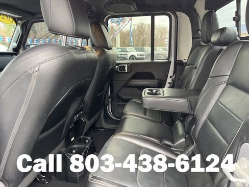 Used 2020 Jeep Gladiator Overland w/ Safety Group image 12