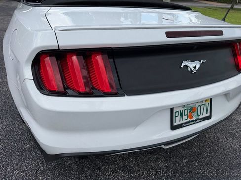 Used 2017 Ford Mustang Premium RWD image 23