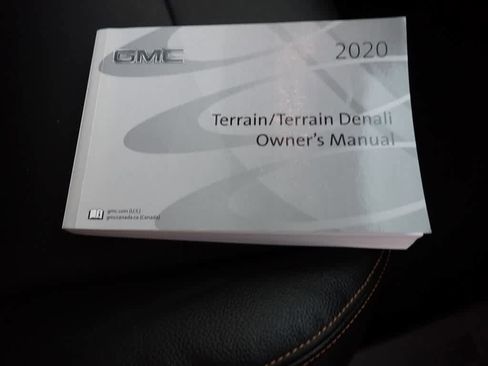 Used 2020 GMC Terrain SLT w/ Preferred Package image 28