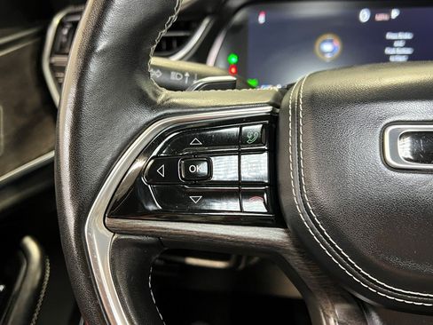 Used 2021 Jeep Grand Cherokee L Overland image 38