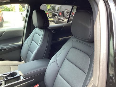 New 2026 Chevrolet Equinox LT w/ Convenience Package II image 25