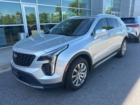 Used 2022 Cadillac XT4 Premium Luxury w/ Safety Alert Package image 1