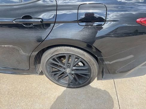 Certified 2025 Toyota Camry SE FWD image 4