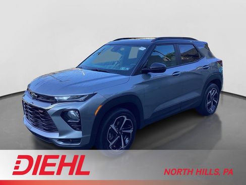 Used 2023 Chevrolet TrailBlazer RS w/ Sun and Liftgate Package AWD/4WD image 1