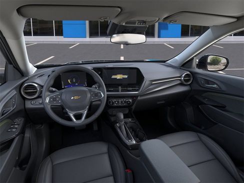 New 2025 Chevrolet Trax ACTIV w/ Driver Confidence Package image 15