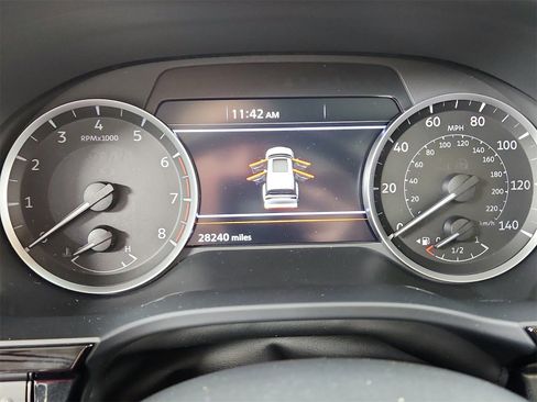 Used 2025 INFINITI QX60 Pure image 23