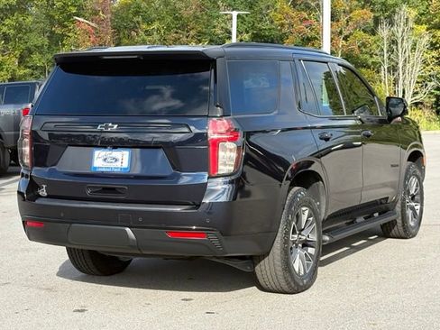 Used 2024 Chevrolet Tahoe Z71 w/ Luxury Package AWD/4WD image 5