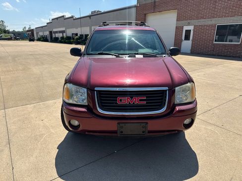 Used 2004 GMC Envoy XL SLE AWD/4WD image 2