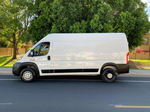Used 2022 RAM ProMaster 2500 w/ Convenience Group FWD image 52