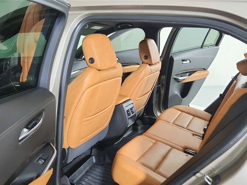 Used 2022 Cadillac XT4 Premium Luxury w/ Enhanced Visibility Package AWD/4WD image 17