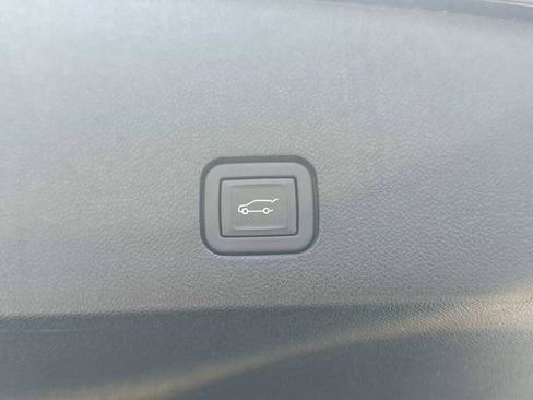 Used 2024 Cadillac XT6 Sport w/ LPO, Onyx Lite Package AWD/4WD image 19
