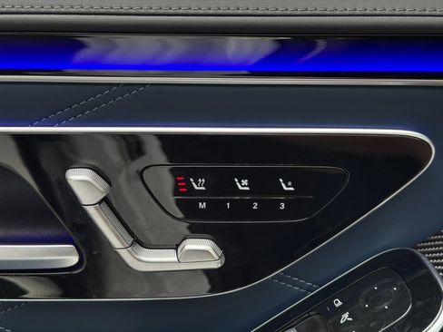 Used 2025 Mercedes-Benz S 63 AMG S image 18