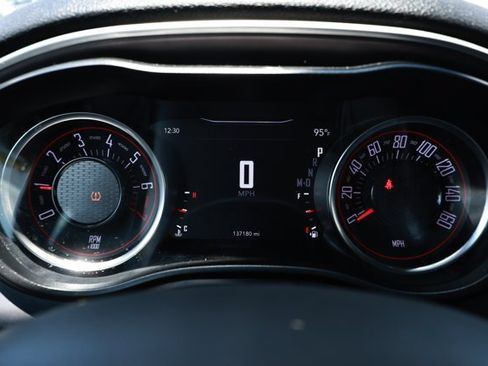 Used 2021 Dodge Challenger SXT RWD image 12