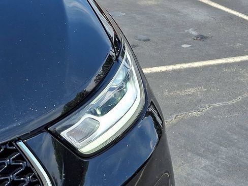Used 2025 Chrysler Pacifica Select FWD image 9