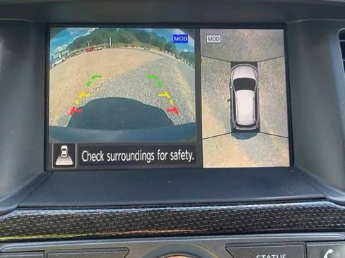 Used 2020 Nissan Pathfinder SL AWD/4WD image 14