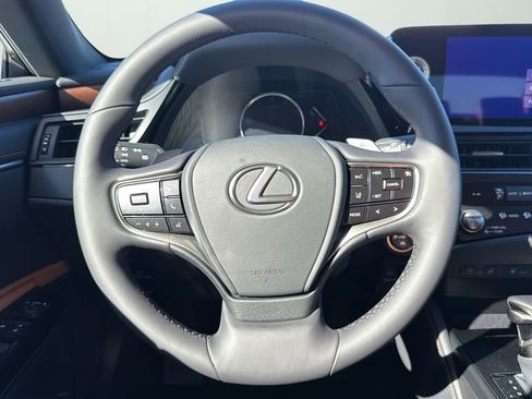 New 2025 Lexus ES 350 350 image 14