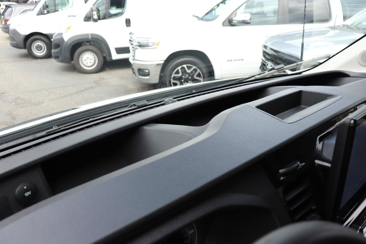Used 2024 Ford Transit 350 XLT RWD image 37