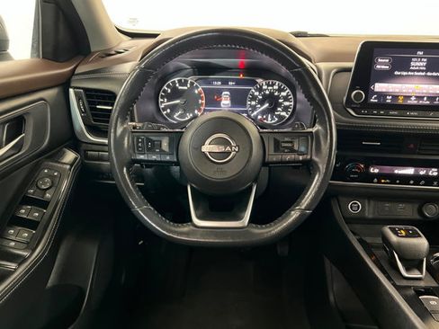 Used 2023 Nissan Rogue SV w/ SV Premium B Package AWD/4WD image 12