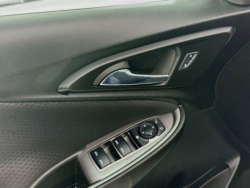 Used 2023 Chevrolet Malibu LT image 18