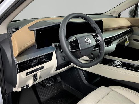 New 2026 Nissan Murano Platinum AWD/4WD image 16