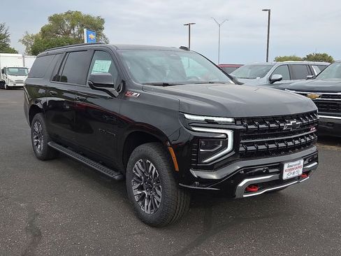 New 2026 Chevrolet Suburban Z71 w/ Comfort Package image 5