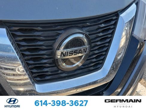 Used 2018 Nissan Rogue S AWD/4WD image 14