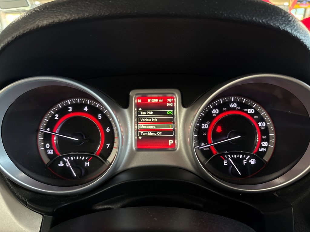Used 2018 Dodge Journey SE w/ Popular Equipment Group FWD image 4