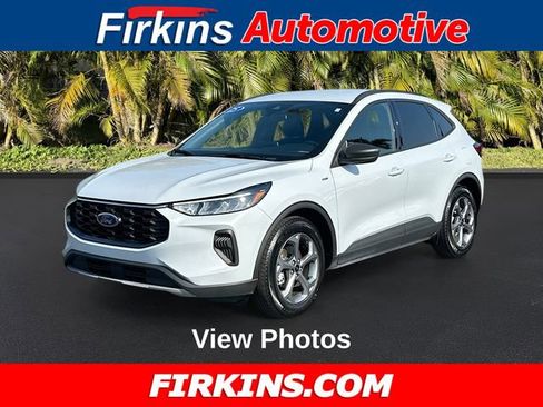 Used 2025 Ford Escape ST-Line image 1