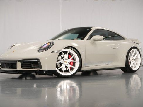 Used 2020 Porsche 911 Carrera 4S AWD/4WD image 6
