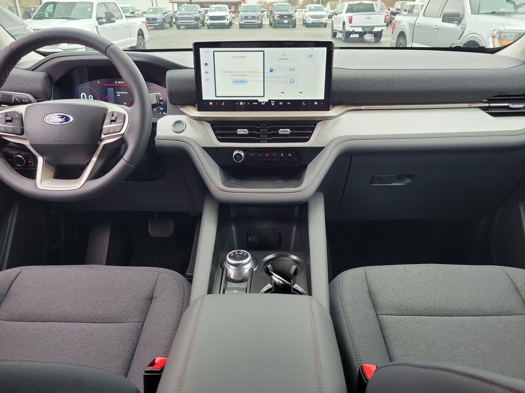 New 2026 Ford Explorer Active RWD image 11
