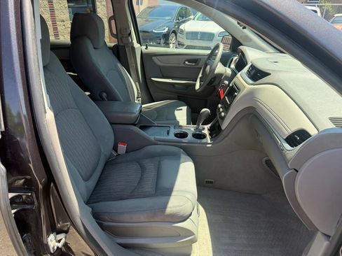 Used 2017 Chevrolet Traverse LS w/ LPO, 'HIT The Road' Package AWD/4WD image 29