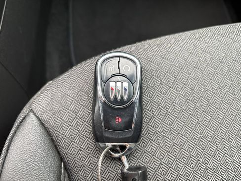 Used 2025 Buick Encore GX Preferred FWD image 23