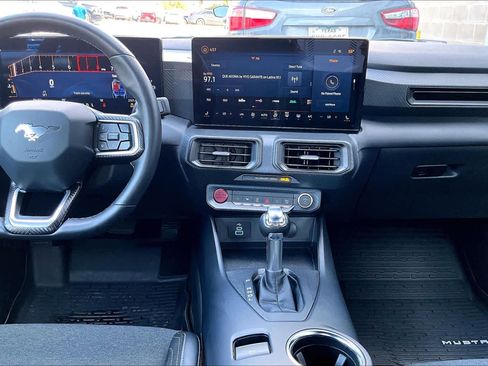 Certified 2025 Ford Mustang Coupe image 7