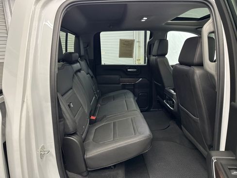 Used 2020 GMC Sierra 2500 Denali w/ Gooseneck/5TH Wheel Package image 17