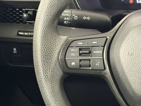 Used 2024 Honda CR-V EX image 15