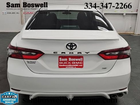 Used 2024 Toyota Camry SE w/ Cold Weather Package FWD image 7