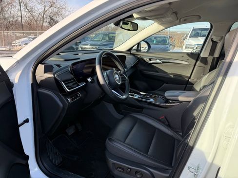 Used 2024 Buick Envision Preferred image 8