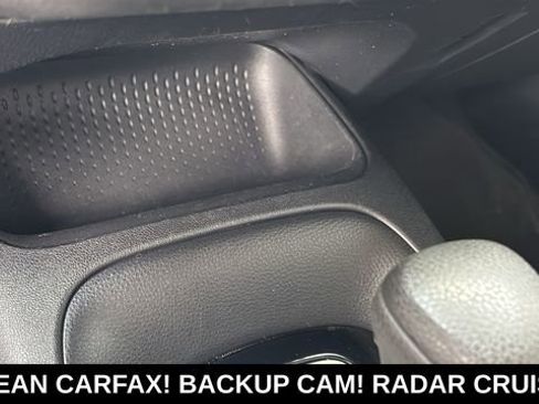 Used 2022 Toyota Corolla LE FWD image 19